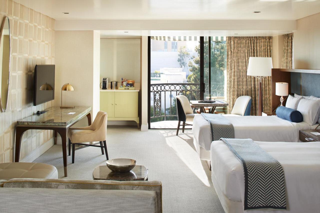 The London West Hollywood At Beverly Hills Ngoại thất bức ảnh A guest room at The Westin Palace, San Francisco